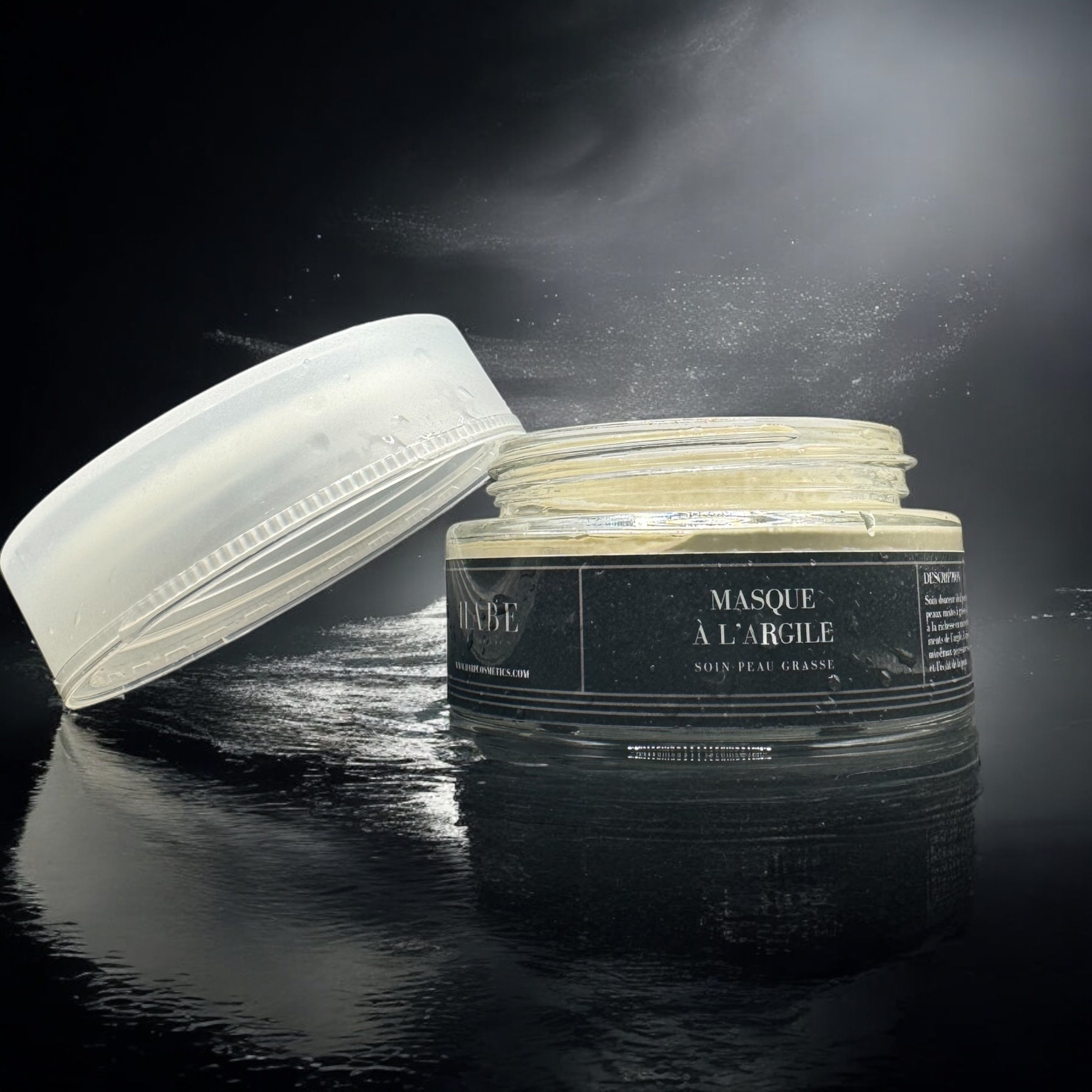 MASQUE À L’ARGILE - BIO